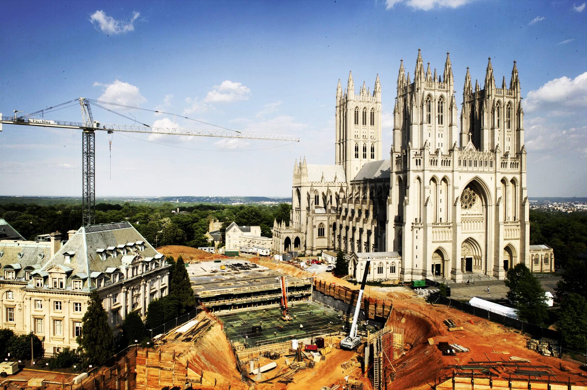 Washington Cathedral - DC - Terex Peiner SK415